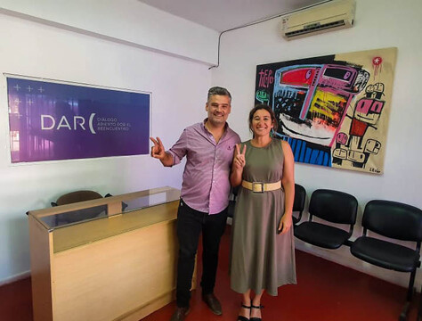 Y Leandro dónde está? Y los terrenos? Solo para los profesionales