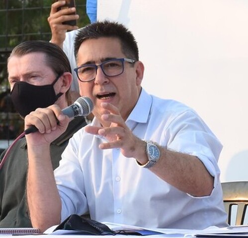 Gustavo Martinez: 
