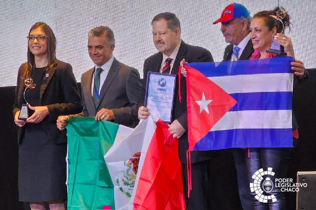 Legisladores participaron de la apertura del Congreso Internacional de Discapacidad
