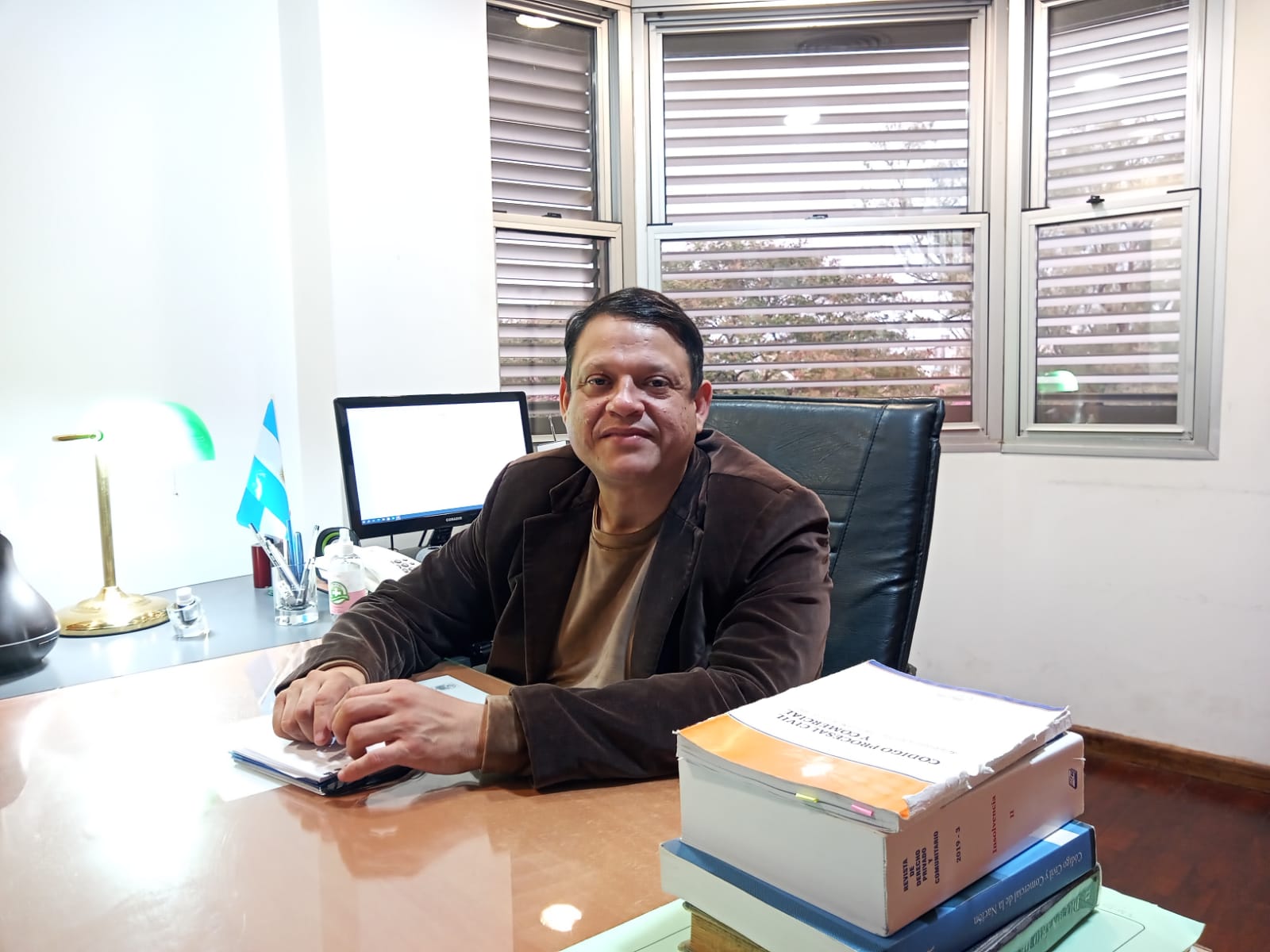 Conociendo a Julián Flores Juez en lo Civil y Comercial candidato a ocupar el cargo de Ministro del Superior Tribunal de Justicia Del Chaco