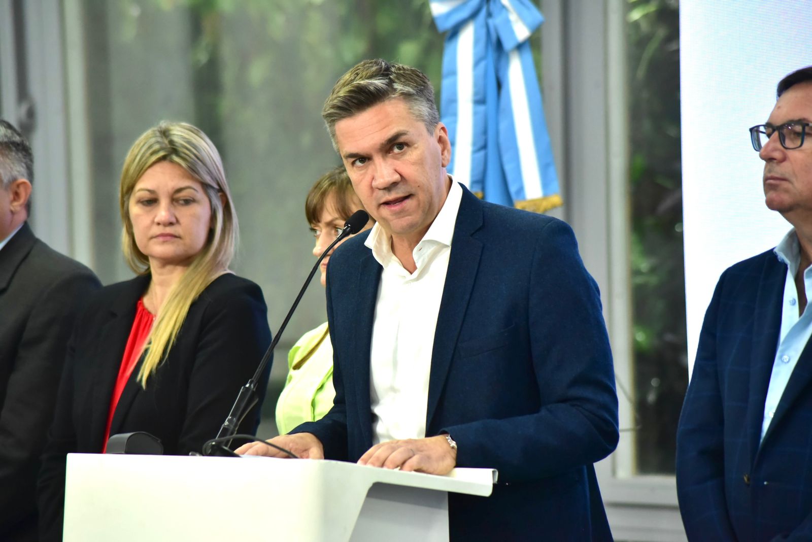 Zdero anunció un plan de austeridad para cuidar los recursos del estado