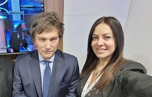Ataque de llanto y colapso emocional:¿Quiere renunciar Sandra Pettovello?