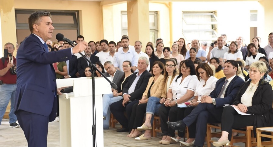 El gobernador Zdero inauguró el ciclo lectivo 2024 desde la EEP n° 59 de Quitilipi