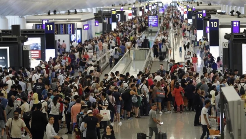 Una falla de Windows provocó caos en aeropuertos, bancos y medios de todo el mundo