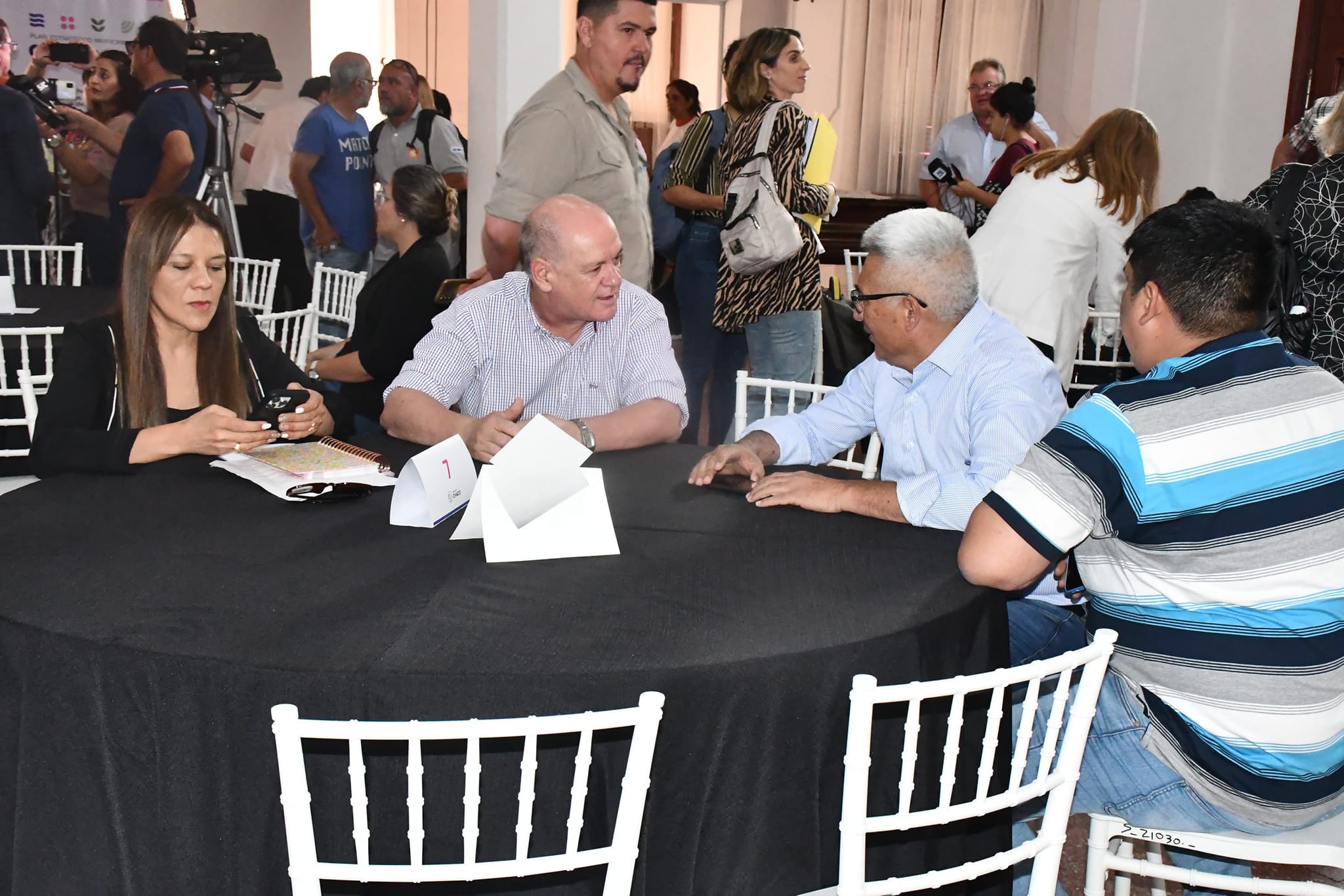 Campo Largo Presente en la convocatoria del Plan Estratégico Participativo Chaco +20 del Gobierno Provincial