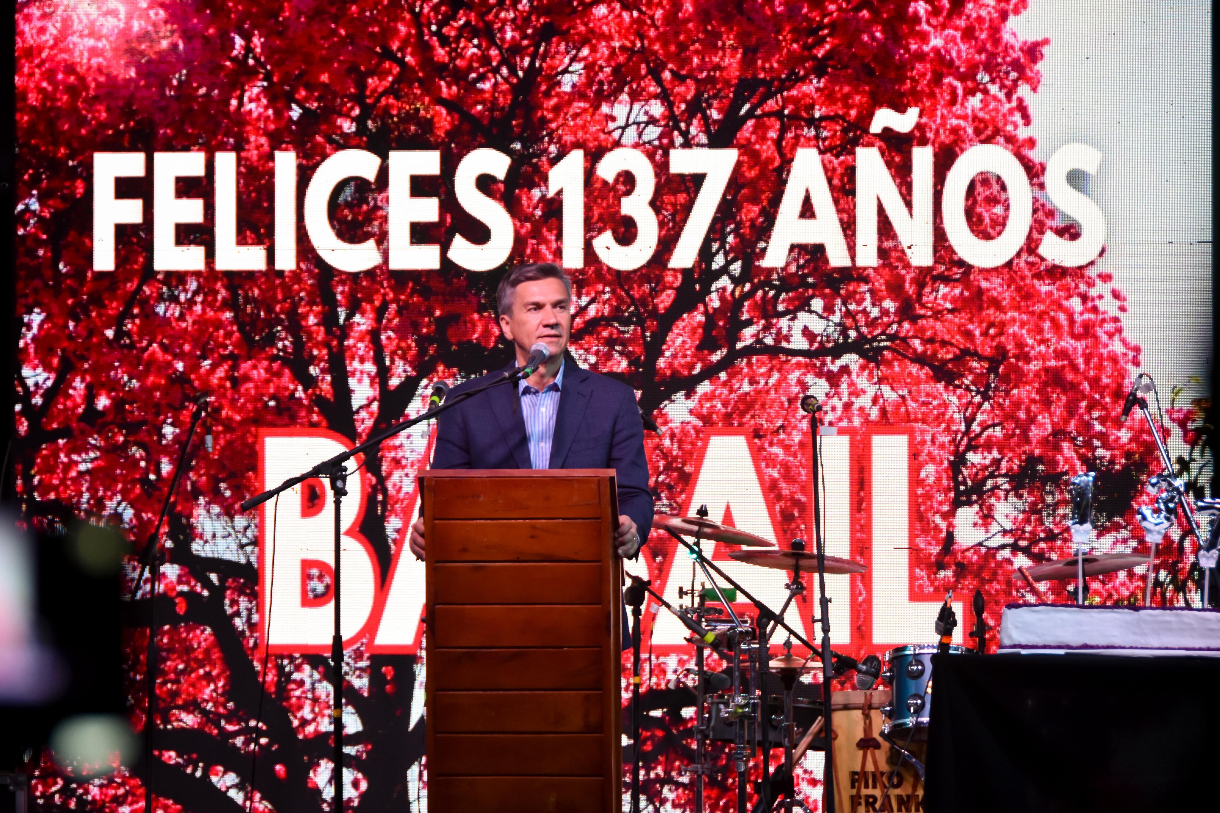 EL GOBERNADOR ZDERO ACOMPAÑÓ EL 137° ANIVERSARIO DE BASAIL