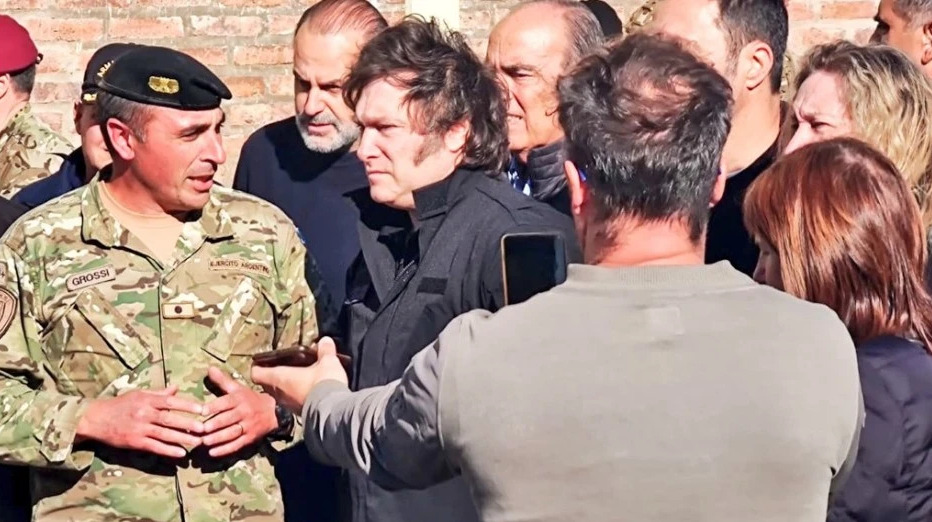 Ya se pasan de buscas: Milei le cobra a Bahía un alquiler millonario por puentes de emergencia puestos tras el temporal