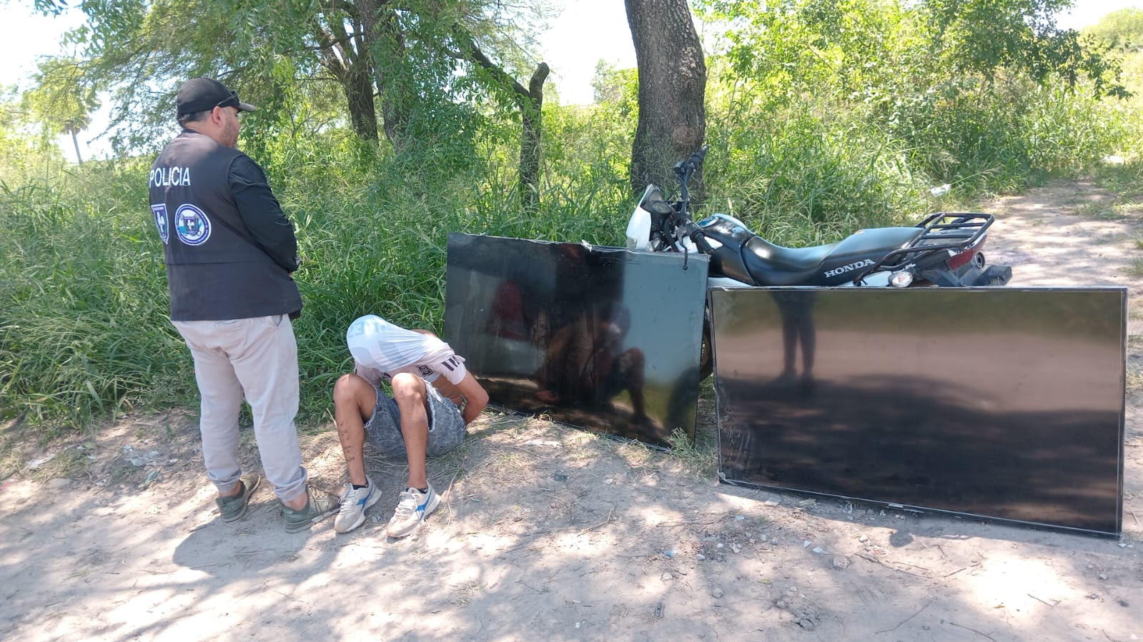 Resistencia: eficaz intervención policial permitió recuperar televisores de dudosa procedencia