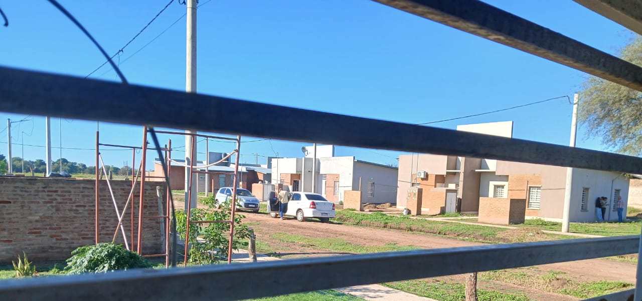 Pinedo: denuncias cruzadas y sospechas de selectividad en la recuperación de viviendas del IPDUV