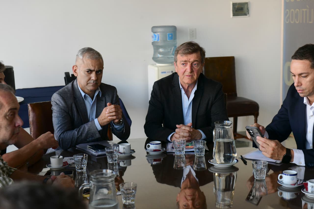 García llevó al Congreso el reclamo de los transportistas y advirtió sobre el fuerte impacto en el turismo regional